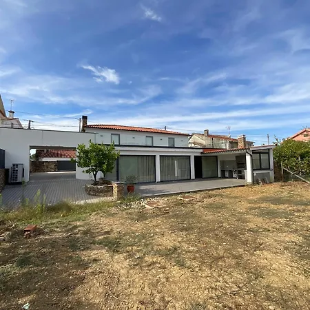 Venetas Villa *